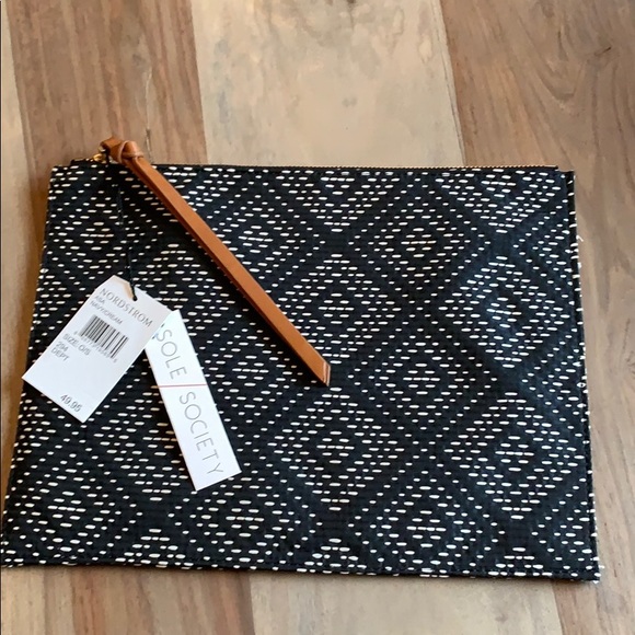 Sole Society Handbags - Sole Society Navy/Cream Jacquard texture clutch
